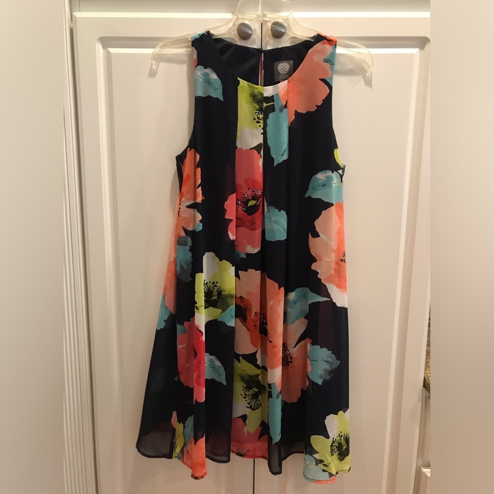 Swing dress Small Vince Camuto